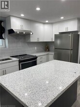Building Photo - 458 Village Crescent