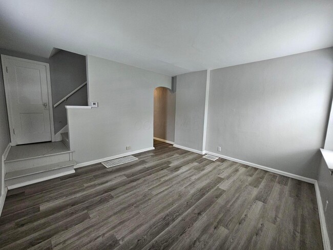 Foto del edificio - 753 E Mithoff St