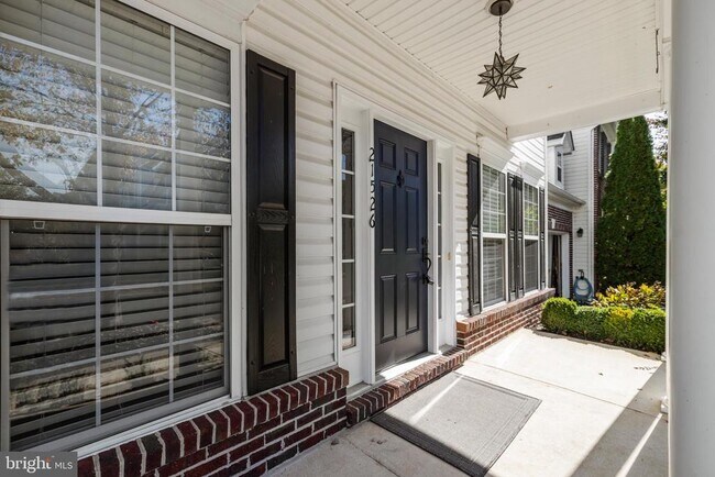 Building Photo - 21526 Merion St