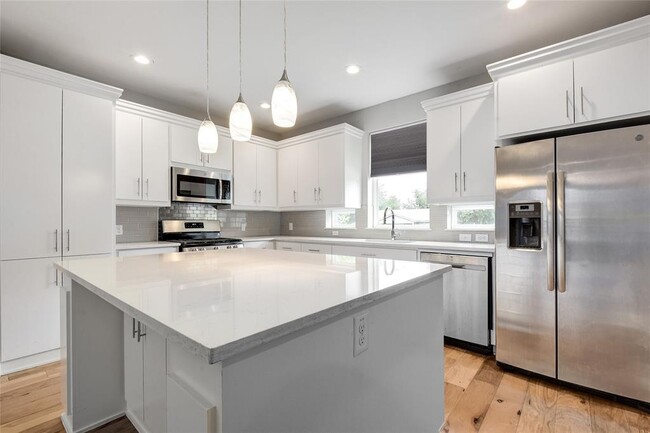 Foto del edificio - 4005 Clawson Rd