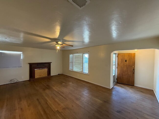 Building Photo - 155 North St