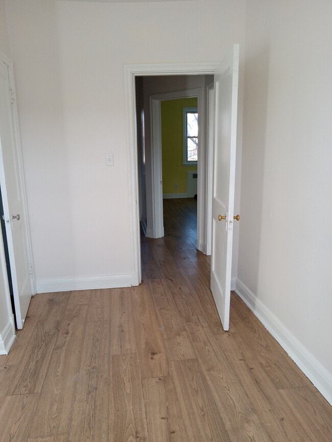 Foto del edificio - 1661 Ralworth Rd