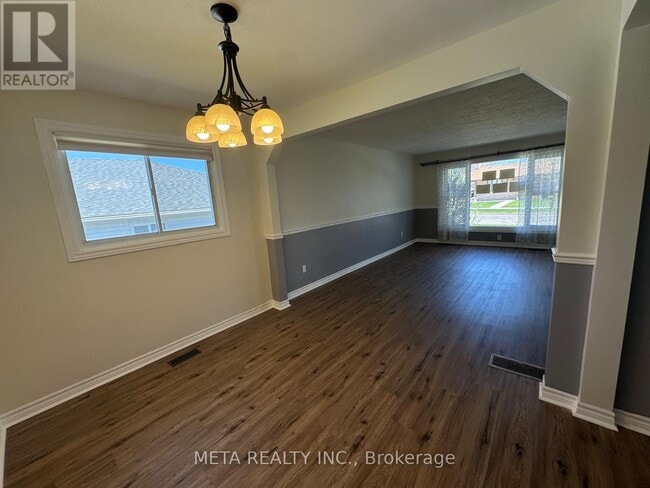 Building Photo - 1179 Trentway Vista