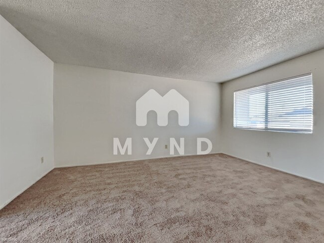 Building Photo - 3 br, 2 bath House - 3107 W Michigan Ave