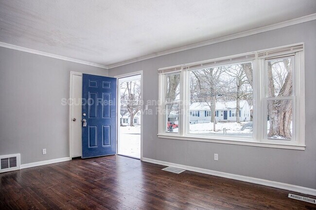 Building Photo - 1324 N Osage St