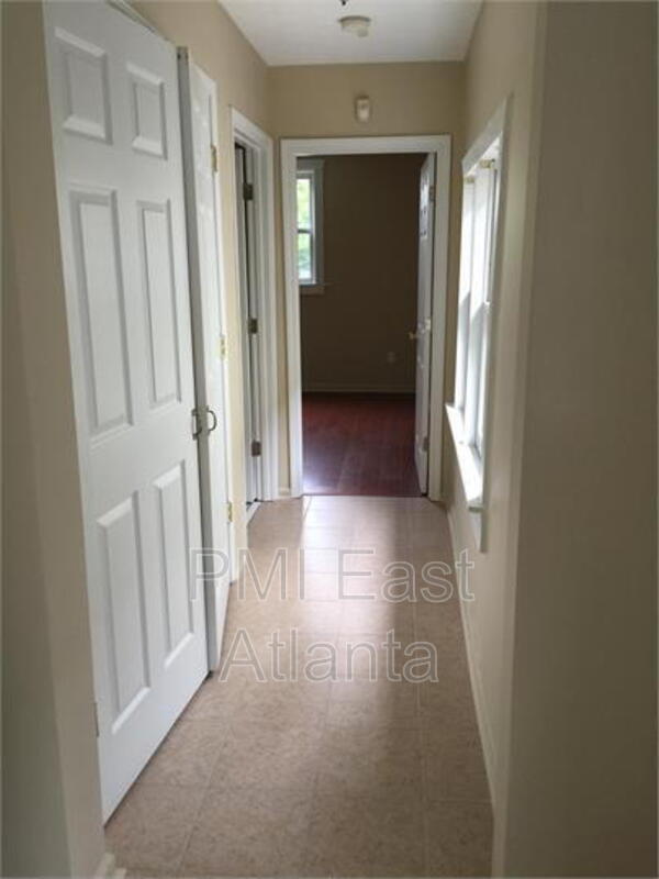 Foto del edificio - 486 Old Wheat St NE
