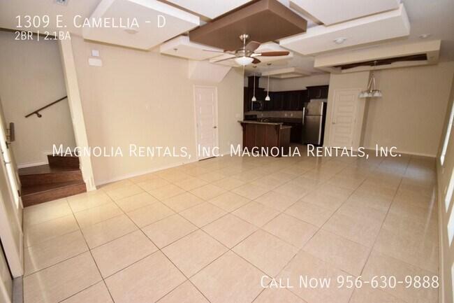 Foto del edificio - 1309 E. Camellia-D