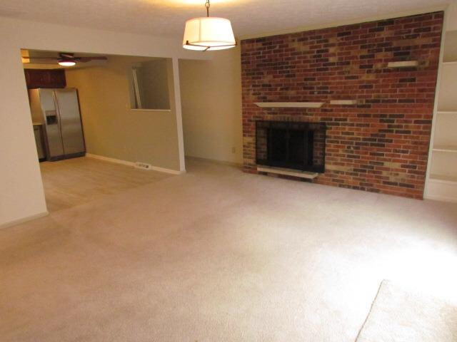 Building Photo - 3375 Moundview Ct
