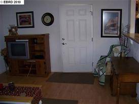 Building Photo - 2291 Lakeview Cir