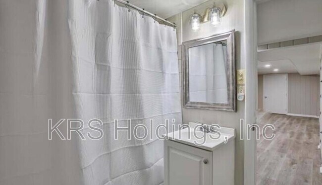 Foto del edificio - 7110 Murray Ln
