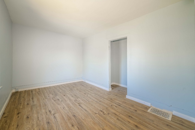 Building Photo - 42 E Cayuga St