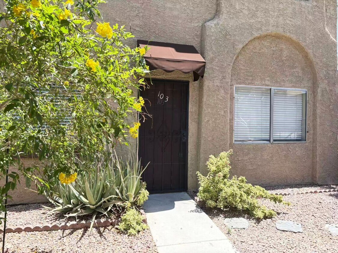 Foto principal - 5111 W Pioneer Ave