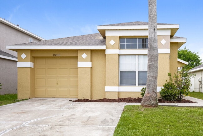 Building Photo - 13318 Greenpointe Dr