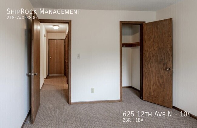 Foto del edificio - 625 12th Ave N