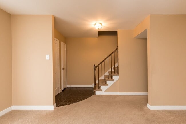Foto del edificio - Wonderful Westend Townhome