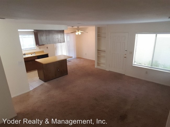 Building Photo - 1616 Montclair Dr
