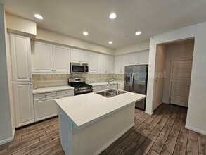 Building Photo - 2464- Blossom Ridge Ct