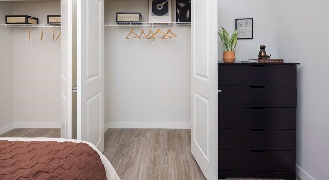 Foto del edificio - 1505 Oliver St