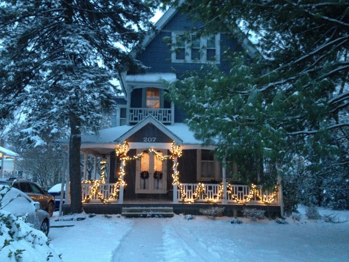 Primary Photo - 207 Cricket Ave