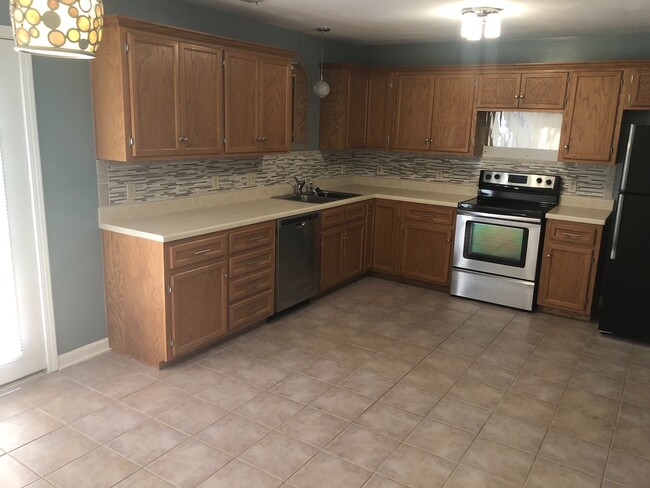 Foto del edificio - Christiansburg, 3 BR / 1.5 BA, Available