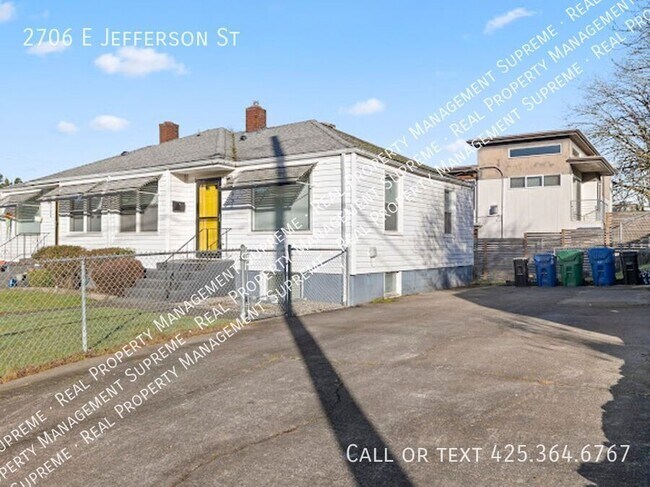 Foto del edificio - 2706 E Jefferson St