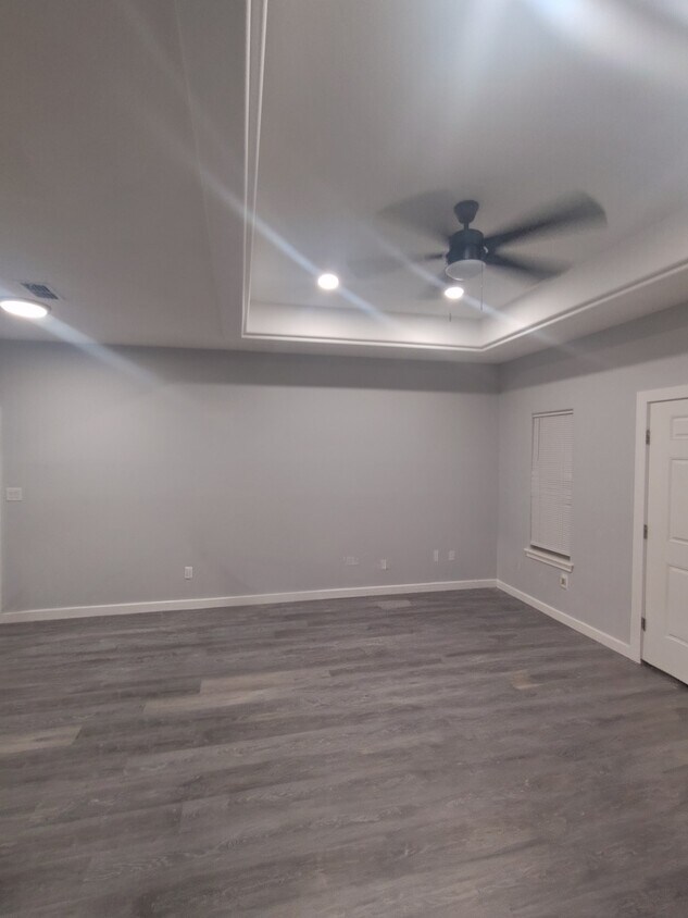 Primary Photo - 2227 US Highway 281