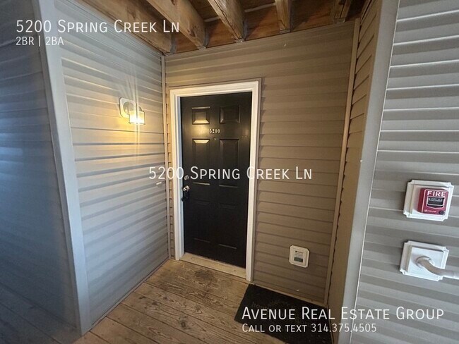 Building Photo - Beautiful 2 bedroom, 2 bath Springhurst condo