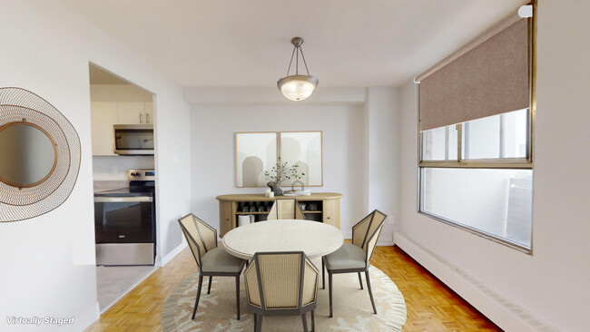 Building Photo - 20 Broadoaks Dr