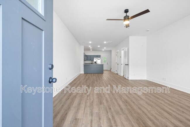 Foto del edificio - 103 Front Rdg Cir