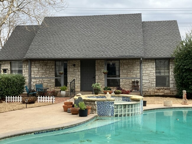 Cabaña - 1916 Nighthawk Dr