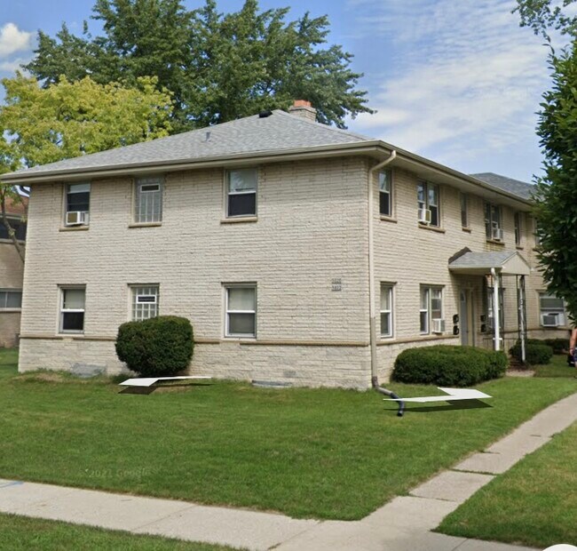 Building Photo - 5032 S 14th St