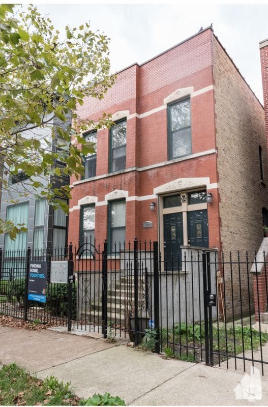 Building Photo - 1538 N Maplewood Ave