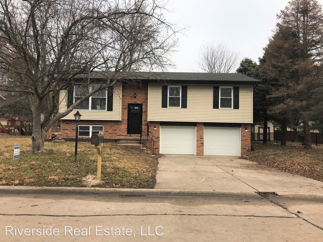 Primary Photo - 3 br, 2.5 bath House - 105 Big Bend Blvd