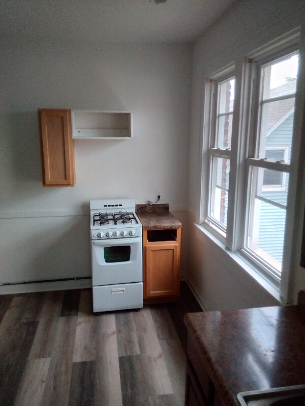 Foto del edificio - 4012 Deodar St