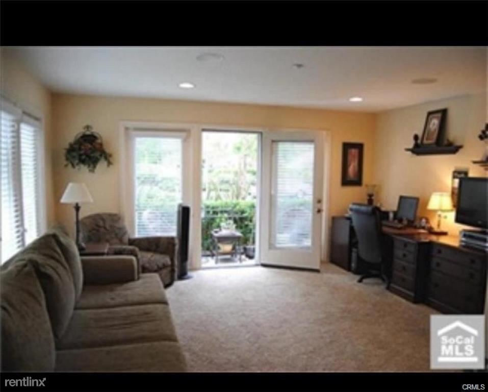 Primary Photo - 3 br, 3.5 bath Condo - 265 Tustin Field Dr