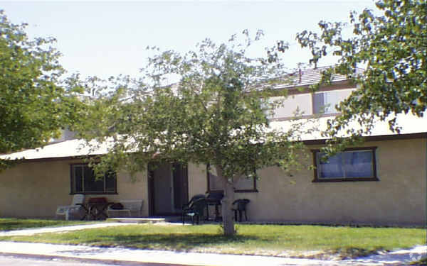 Building Photo - Nellis Apartments