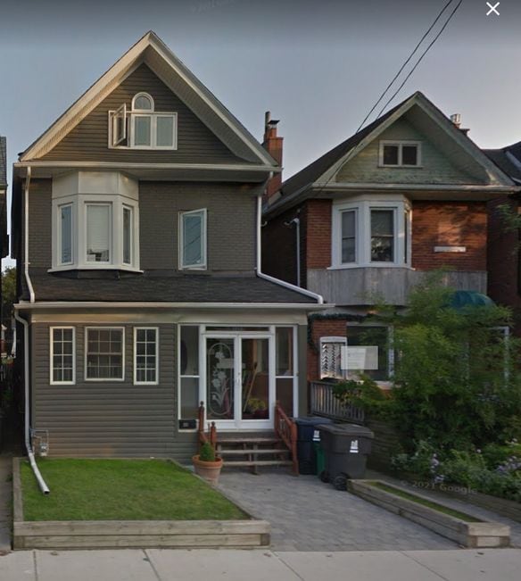 Photo principale - 1111 Gerrard St E