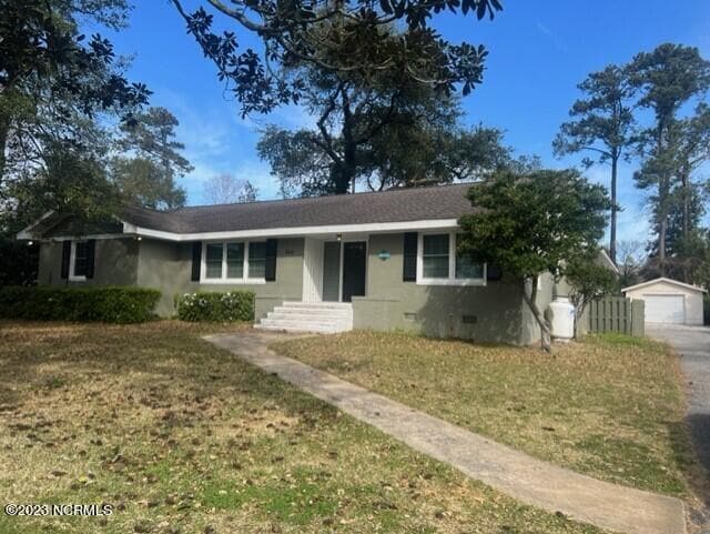 Primary Photo - 723 Bayshore Dr