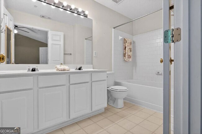 Foto del edificio - 1080 Whitestone Rdg