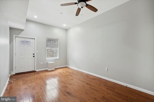 Foto del edificio - 528 S 13th St