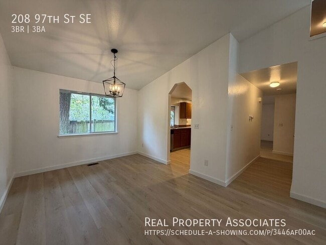 Foto del edificio - 208 97th St SE