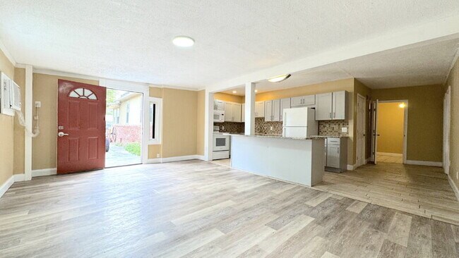 Foto del edificio - 170 Kingston Ave