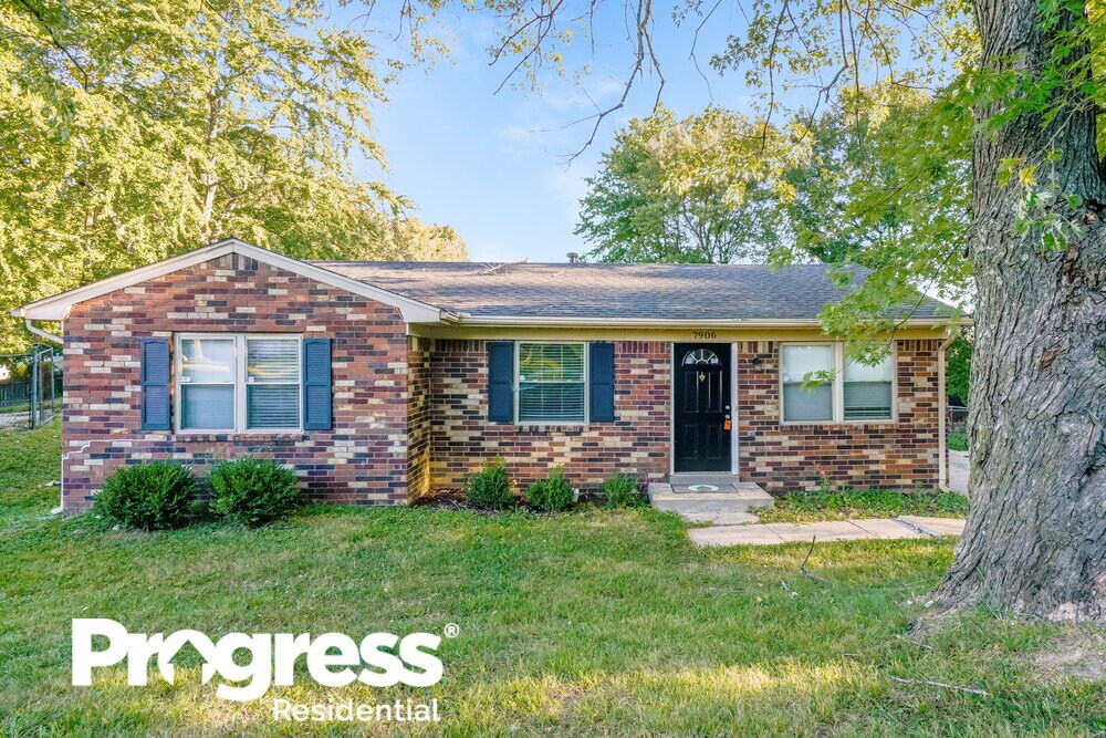 7906 Candleglow Ln, Louisville, KY 40214 House Rental in Louisville