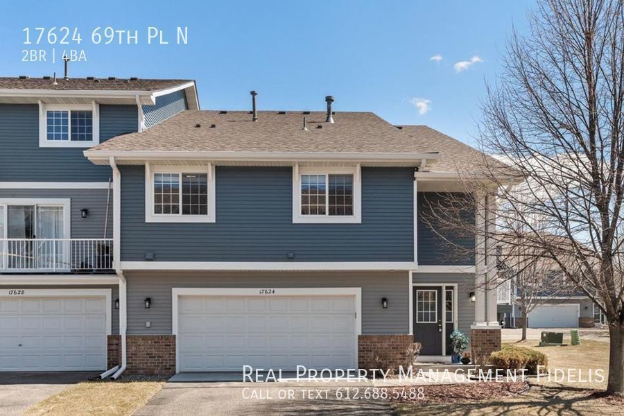 Primary Photo - Spacious 2 Bedroom, 4 bath townhome