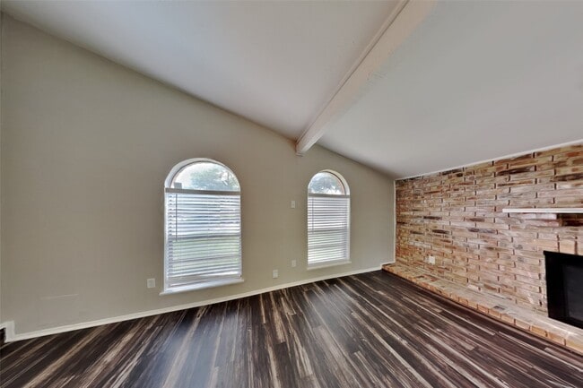 Building Photo - 5211 Girnigoe Dr