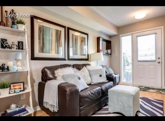 Building Photo - 1 BED - 1 BATH - MARKHAM - APARTMENT BUILDING