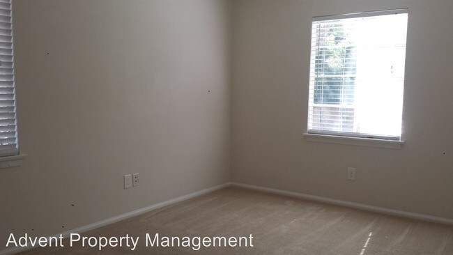 Foto del edificio - 745 N Laurel Ave