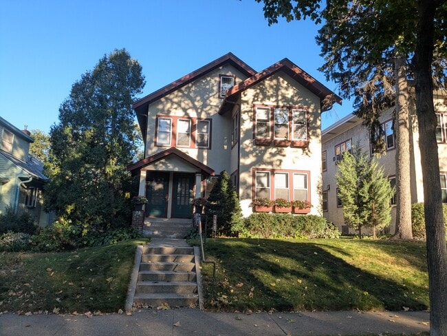 Building Photo - 3231 Fremont Ave S