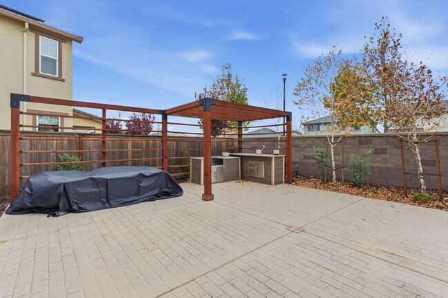 Foto del edificio - 16010 Testarossa St