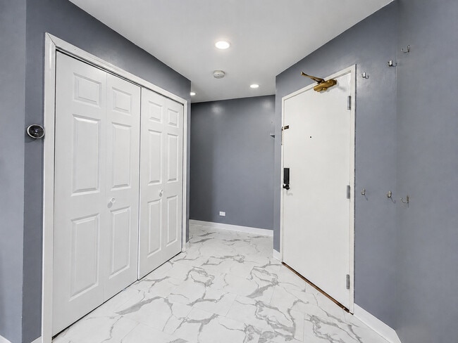 Building Photo - 116 Gant Cir